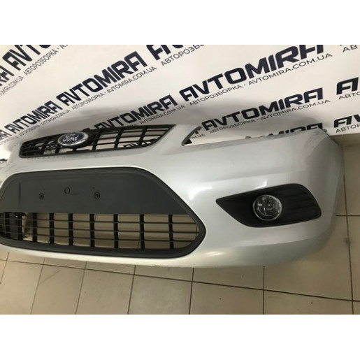 Бампер передний комплектный Ford Focus 2 2008-2010 8M5117757AW